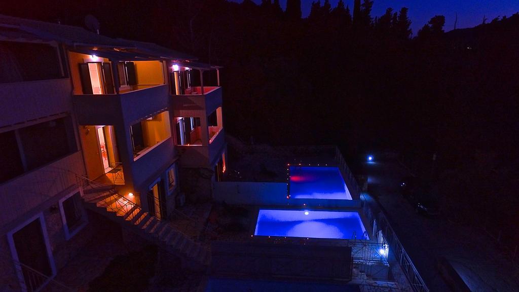 הוילה Agios Nikitas View מראה חיצוני תמונה
